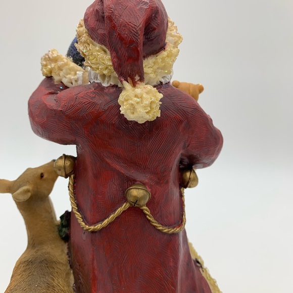 YOUNGS INCORPORATED Christmas Santa With Reindeer & Toys Statue Figurine 8.5” - Picture 7 of 12